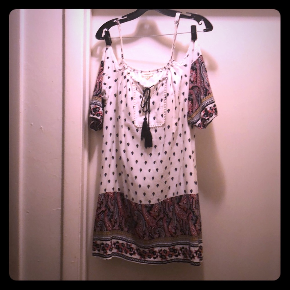 Cute paisley pattern dress!